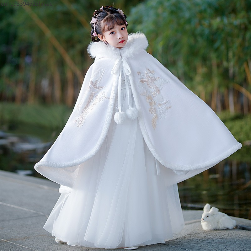Winter Warm Thick Hanfu Cloak  - Winter Clothing In Spanish recensione e prezzo