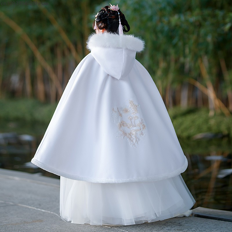 Winter Warm Thick Hanfu Cloak  - Winter Clothing In Spanish recensione e prezzo