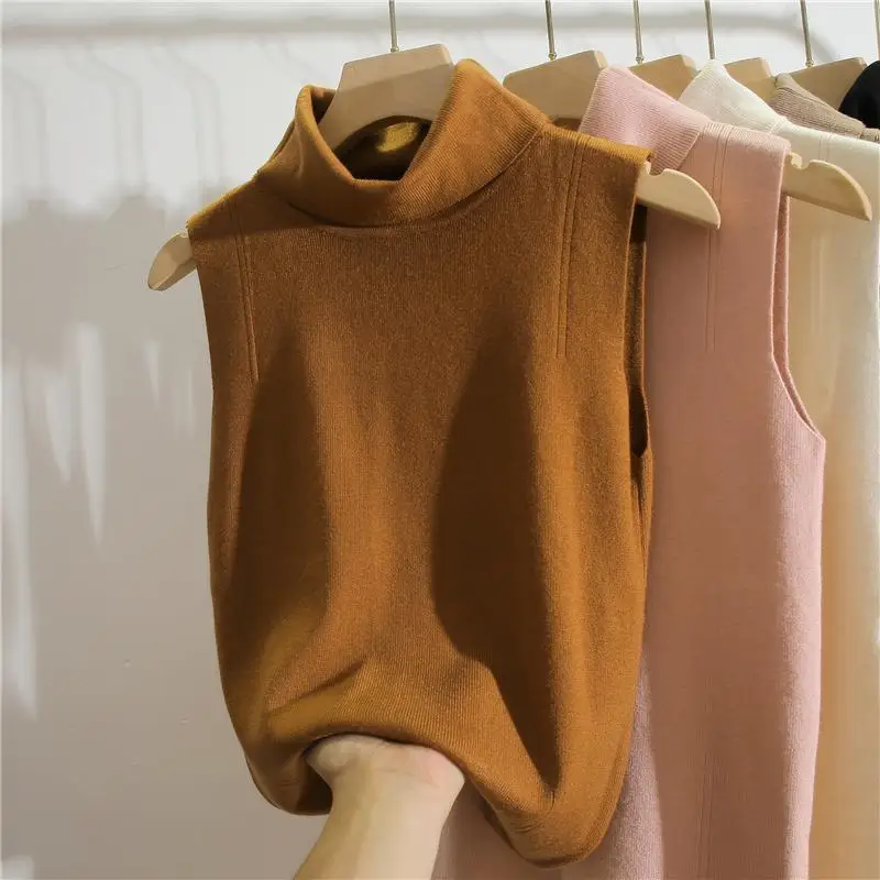 Turtleneck Sleeveless Slim Fit - Winter Clothing Essential recensione e prezzo