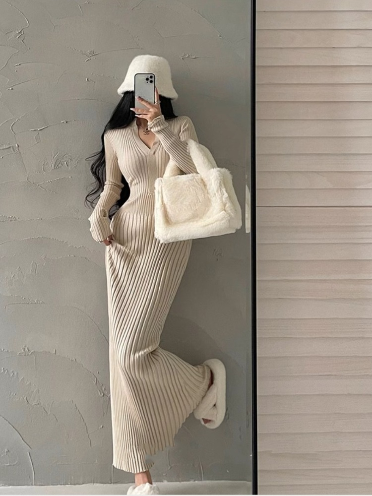 Sexy Daring Female Knit Dress  - Winter Clothing On Sale Women'S recensione e prezzo